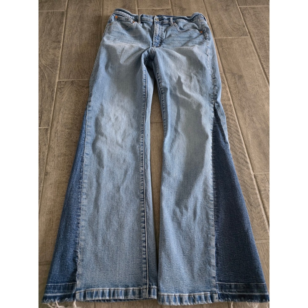 GAP 70s Flare High Rise Patched Two Tone Jeans Light Wash Raw Hem 32 14R Womens - Picture 3 of 11
